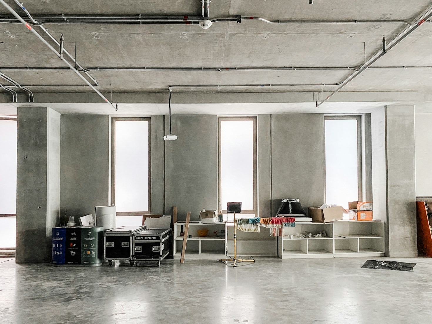 Behind the Curtains of Uneek Studio